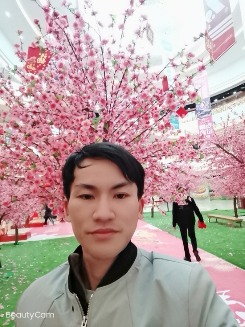 单身一人的第二张照片--玉林残疾人相亲网